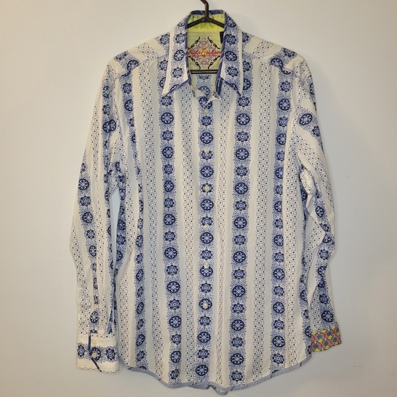 Robert Graham Other - Robert Graham blue medallion button down shirt Size Large